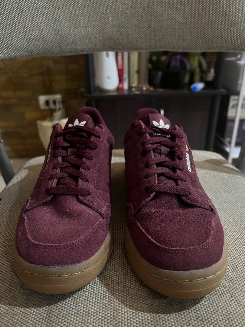 Continental 80 2025 maroon