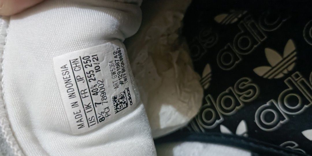 Adidas her court shoes (Preloved) Women #39 s Fashion Footwear Sneakers