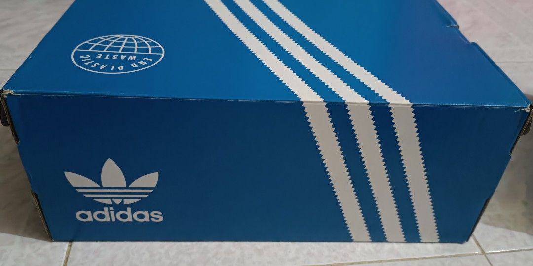 Adidas her court shoes (Preloved) Women #39 s Fashion Footwear Sneakers