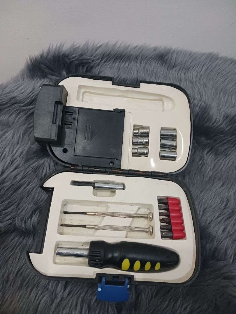 Affordable tool box, complete set 😉 (Category: Home Improvement Tools & Accessories) located in Bulacan. Submitted by afford.japan (Listing ID 1264563219, Image 2). Description: Japan Surplus.