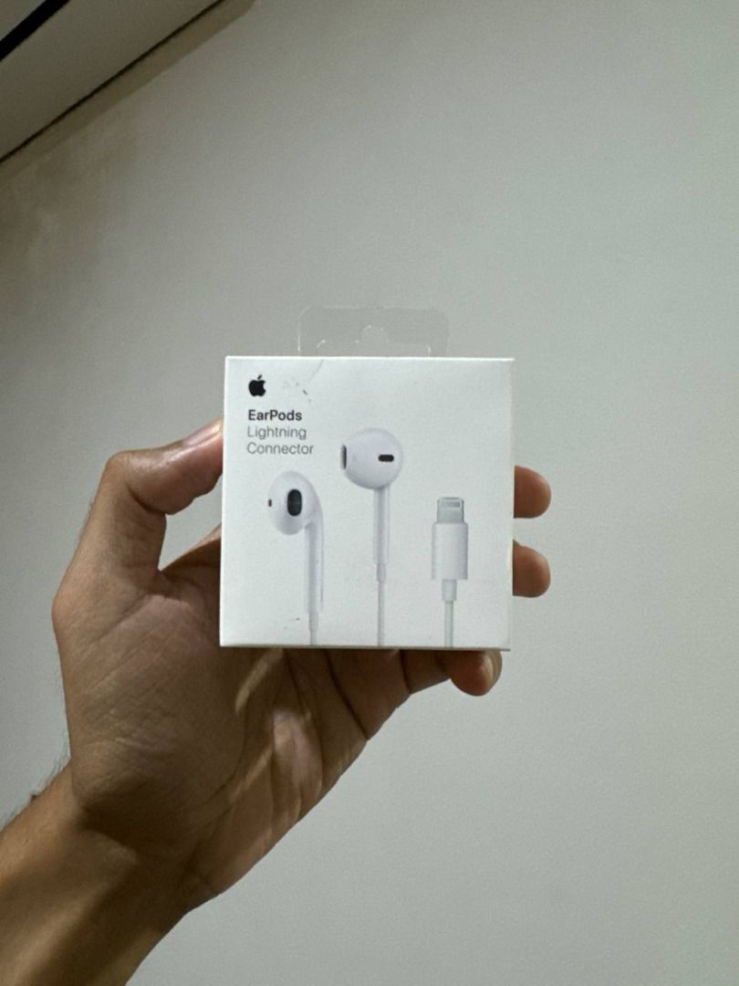 Apple EarPods with Lightning Connector iBox Telepon Seluler