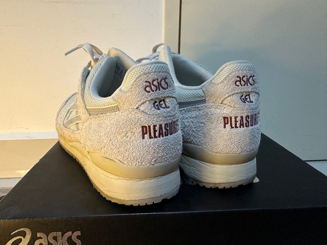 asics x pleasures gel lyte 3