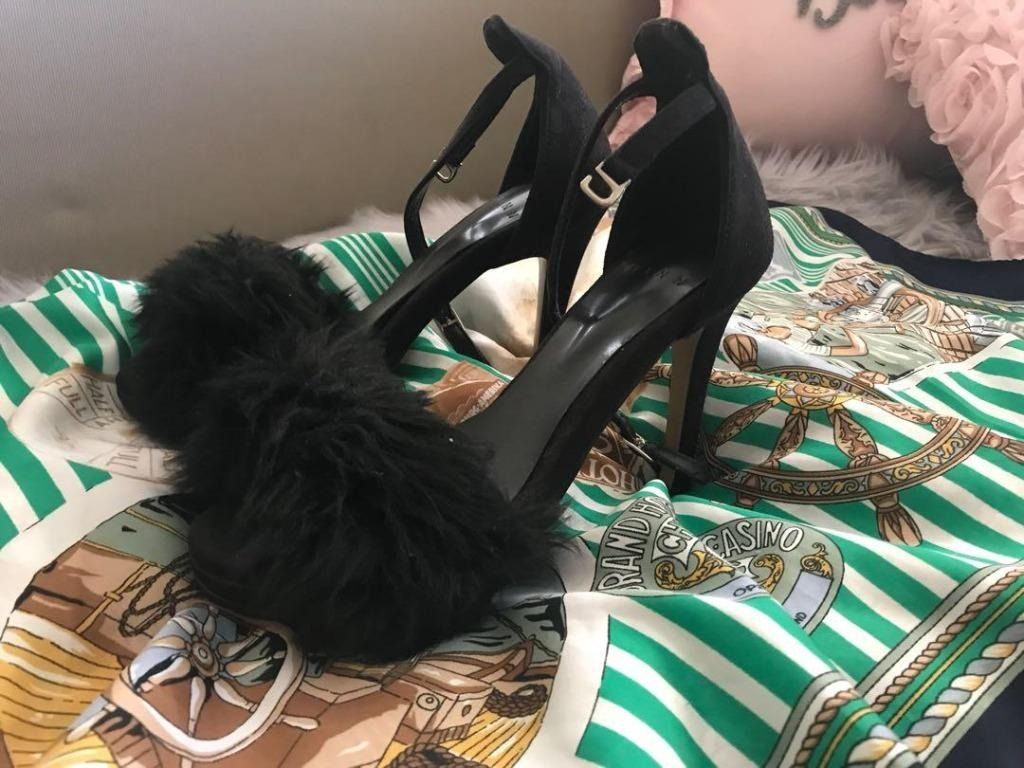 AU 7 Black feather Ankle Strap Heels Women s Fashion Shoes on