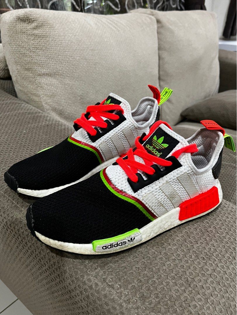 Nmd sale r1 neon