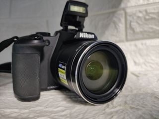 B700