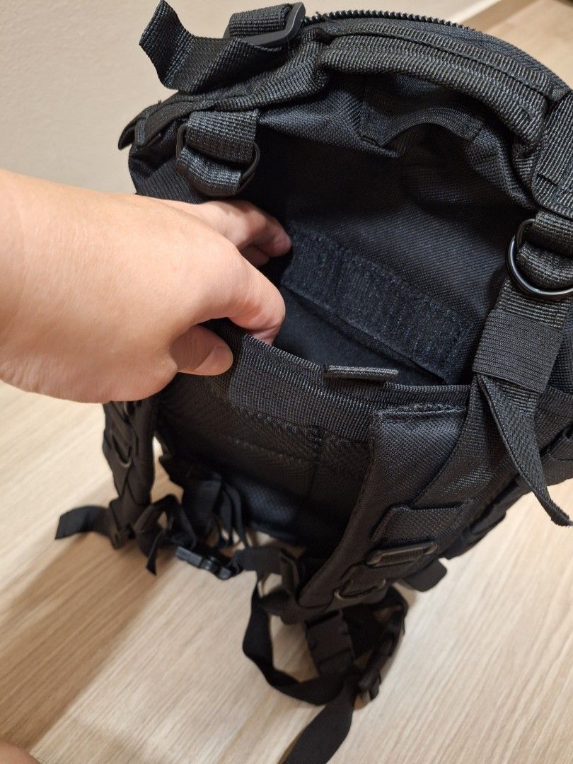 Backpack (Category: Backpacks) located in Singapore. Submitted by feichin (Listing ID 1264445264, Image 7). Description: .