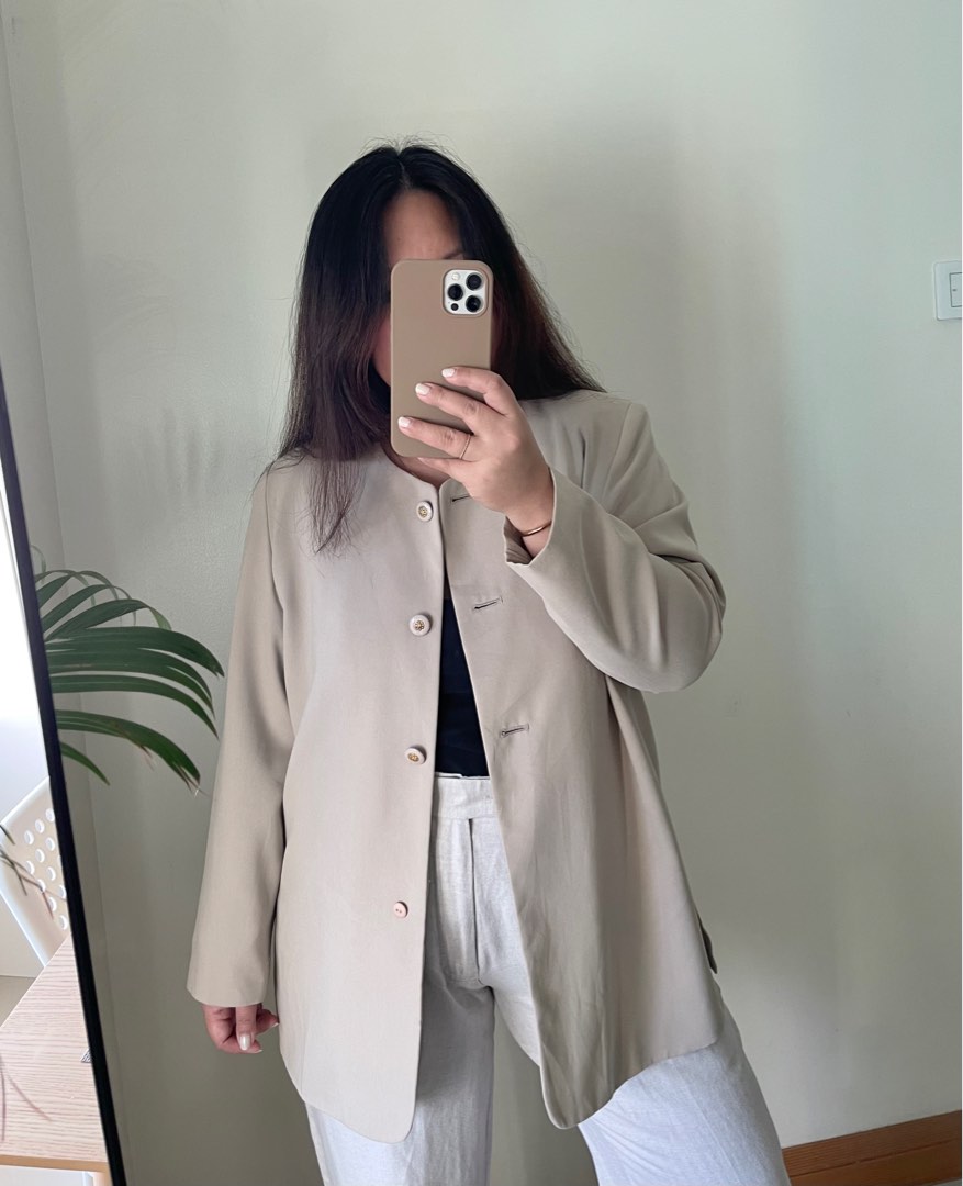 Beige Topper Blazer