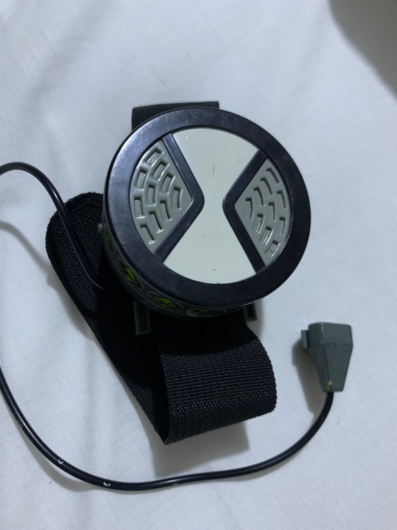 Ben 10 voice changer, Hobbies & Toys, Toys & Games on Carousell