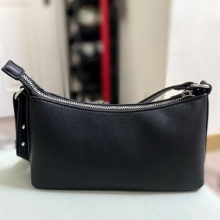 （分類：）位於 。 由 checoin 提交（商品編號 1264609112，圖片 1）。簡介： 。
