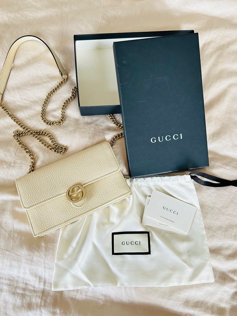 Gucci maroquinerie store