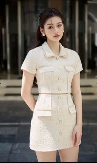 (Category: ) located in . Submitted by clearmiwardrobe (Listing ID 1264504846, Image 1). Description: .