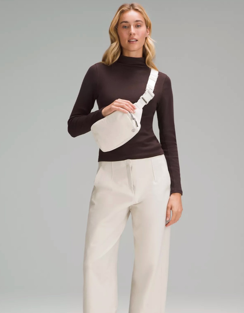 White on sale belt bag