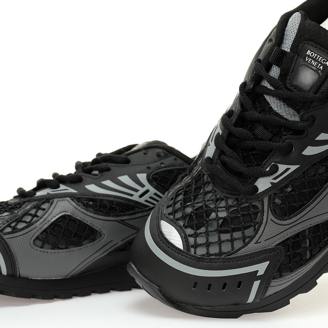 Mens Shoes Sneakers Uomo Bottega Veneta Elegant Black Sneaker For