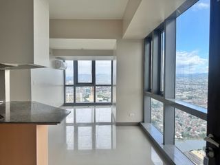 Brand New RESALE 2 BR Semi Penthouse For Sale in Eastwood Global Plaza Luxury Residences Quezon City