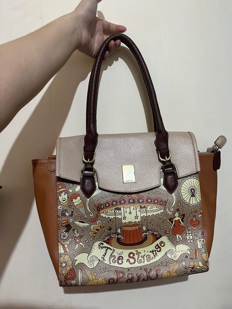 Brera Artfever TWO WAY Bag Original Sling Included Women s Fashion Bags Wallets Shoulder Bags on Carousell