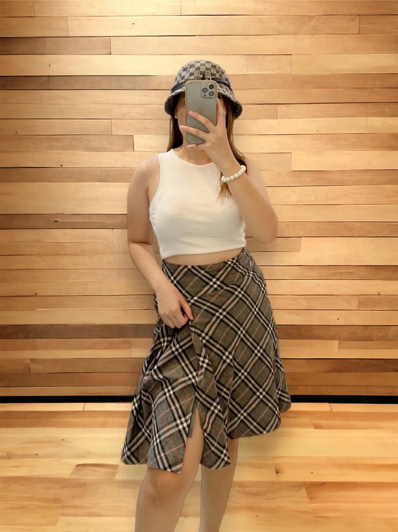 Burberry 2025 plaid skirt