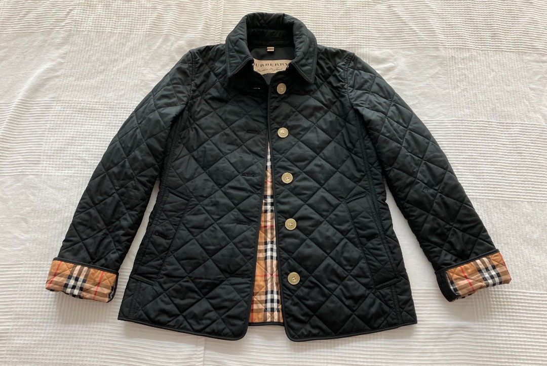 Burberry quilted deals jacket black