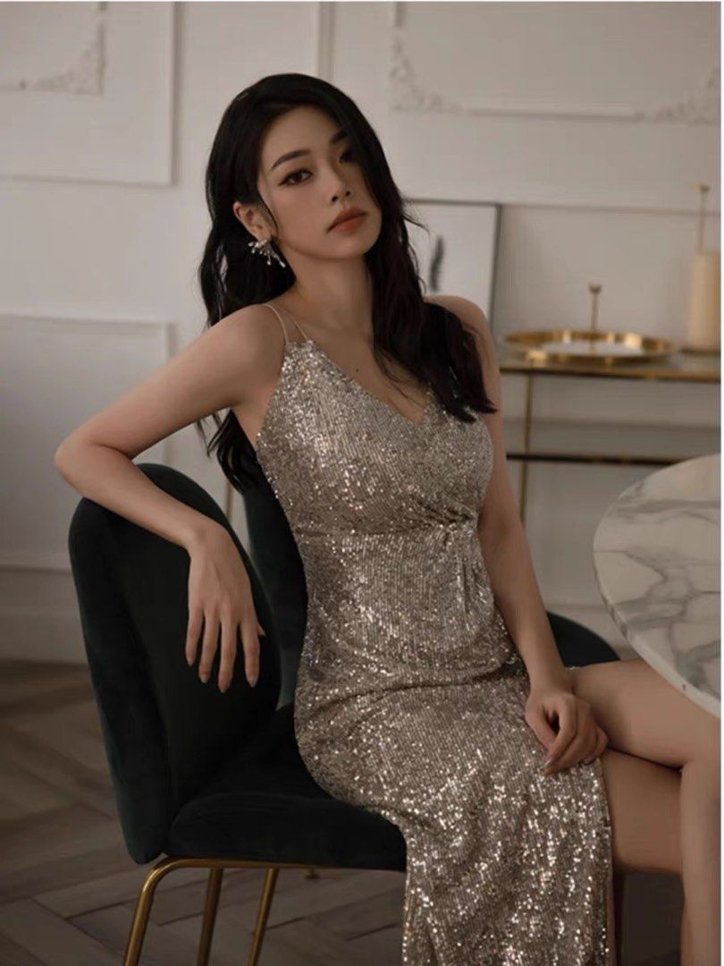 Champagne sequin hotsell formal dress