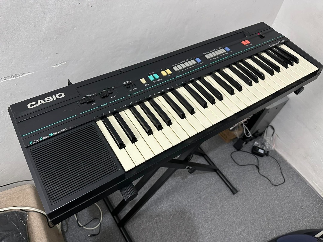Casio Casiotone CT 300 Portable Piano Keyboard 49 Keys Hobbies