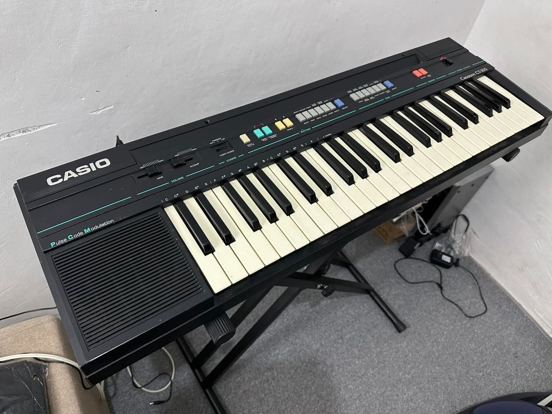 Casio Casiotone CT 300 Portable Piano Keyboard 49 Keys Hobbies