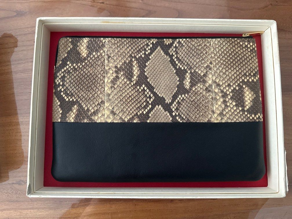 Celine clutch pouch deals