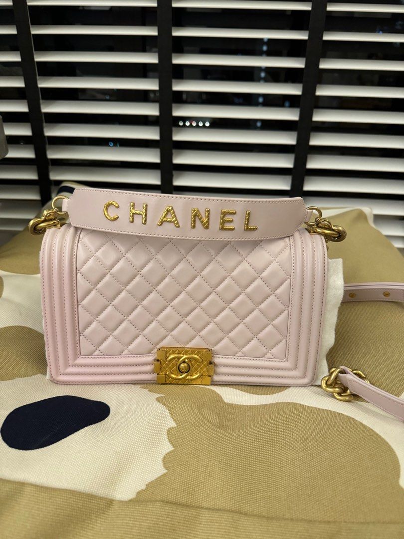 Chanel boy sales bag colours