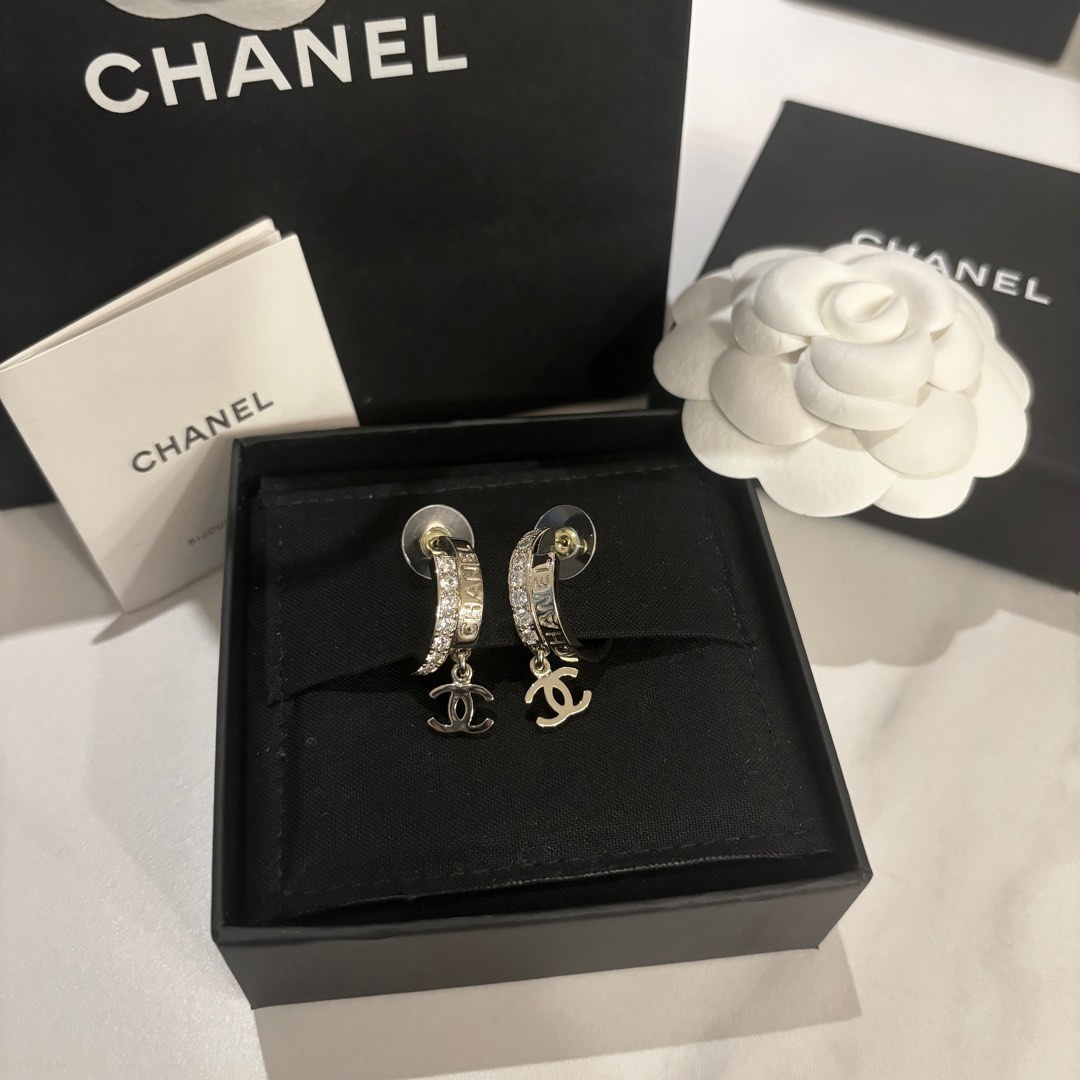 Hoop hot sale chanel earrings