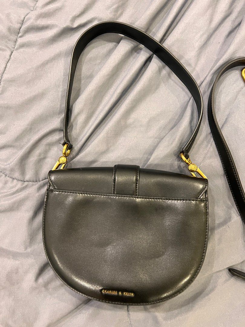 Charles and Keith AUTHENTIC shoulder bag black, Women's Fashion, Bags