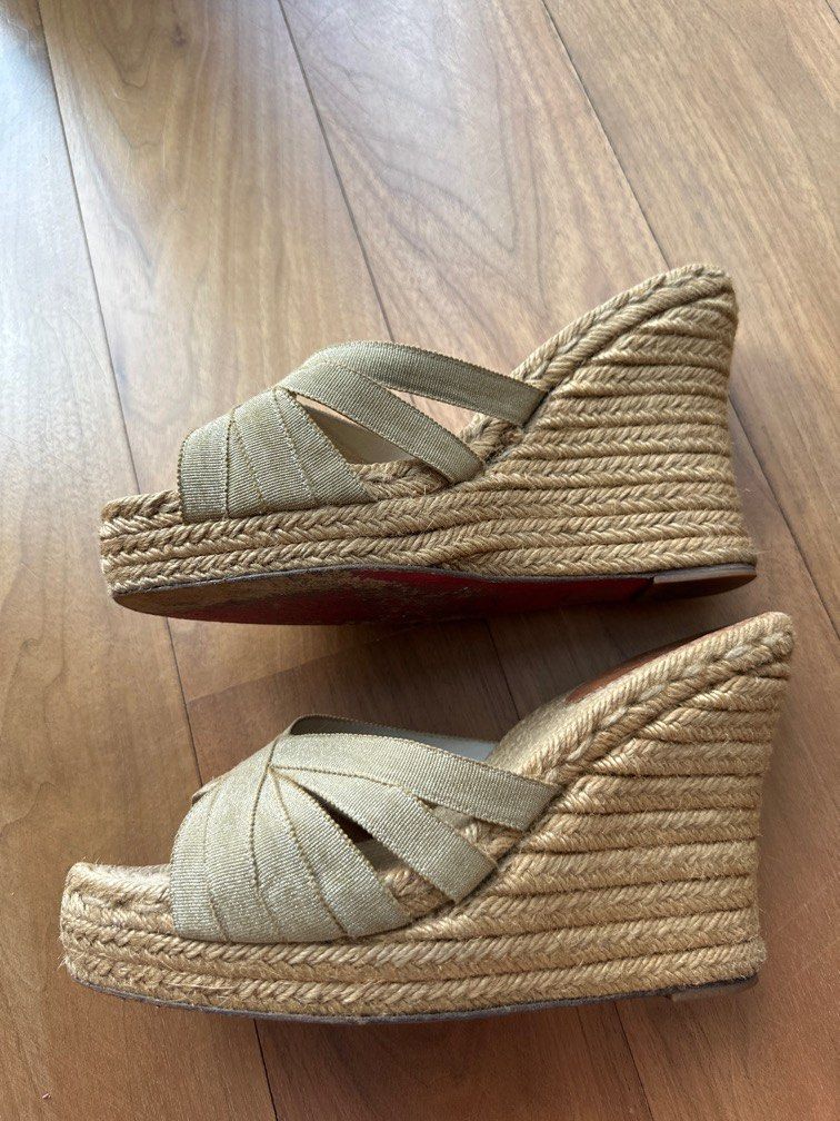 Christian louboutin wedges gold online