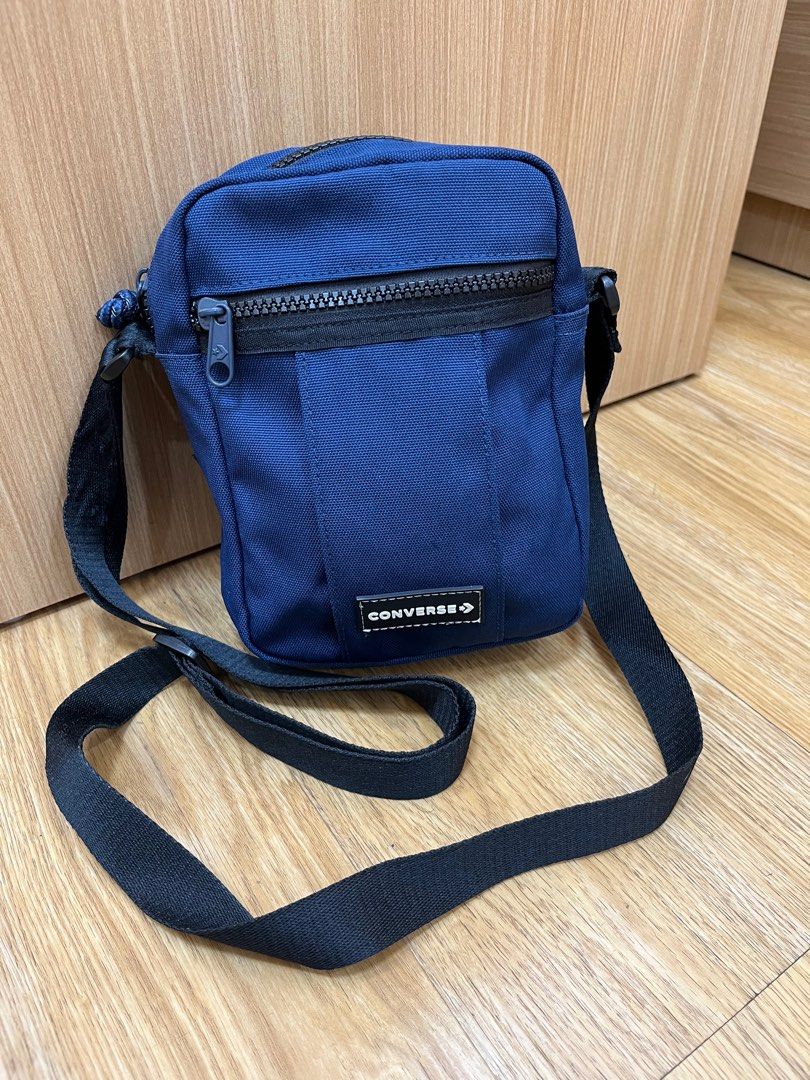 Converse sling bag original authentic Fesyen Pria Tas Dompet