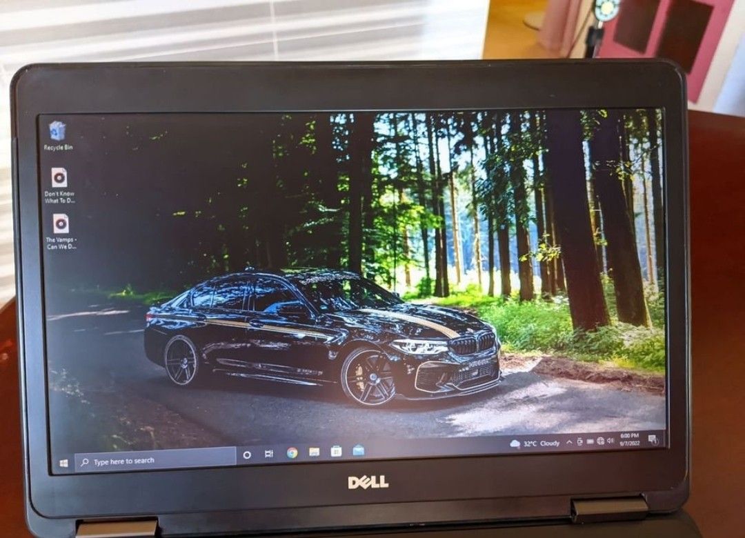 Dell Core i5 with Backlit Keyboard 5G Wifi windows 10 and ms Office