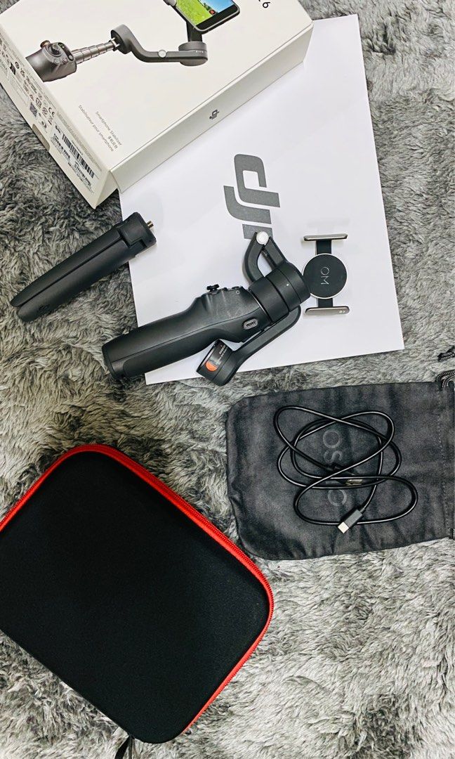 DJI Osmo Mobile 6 with Carry Case with warranty