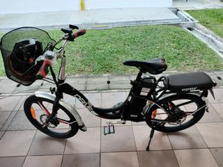 (Category: ) located in . Submitted by sxr_63 (Listing ID 1264458928, Image 1). Description: .