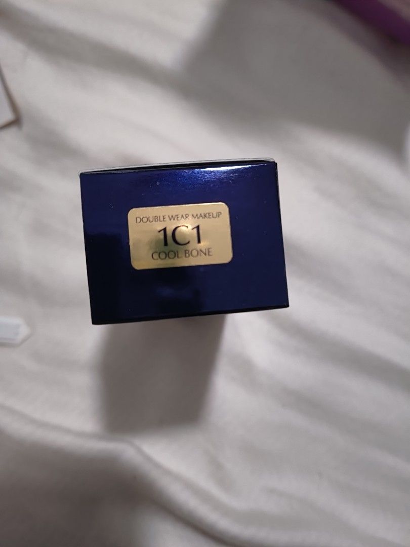 Estee lauder double wear 1c1, Beauty & Personal Care, Face, Makeup on ...