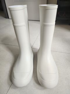 （分類：）位於 。 由 ObjectsofDesire 提交（商品編號 1264493797，圖片 1）。簡介： 。