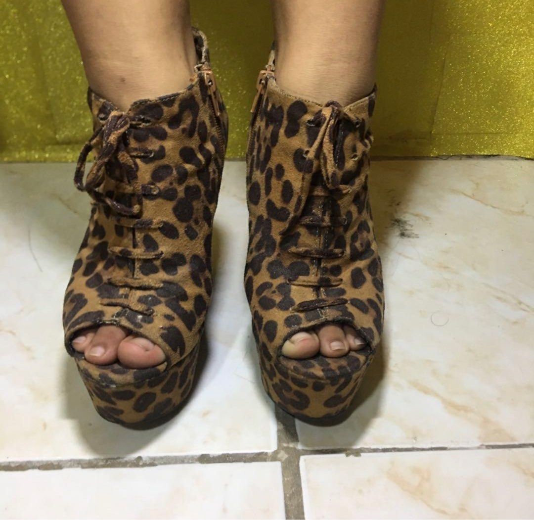Leopard ankle hotsell boots forever 21