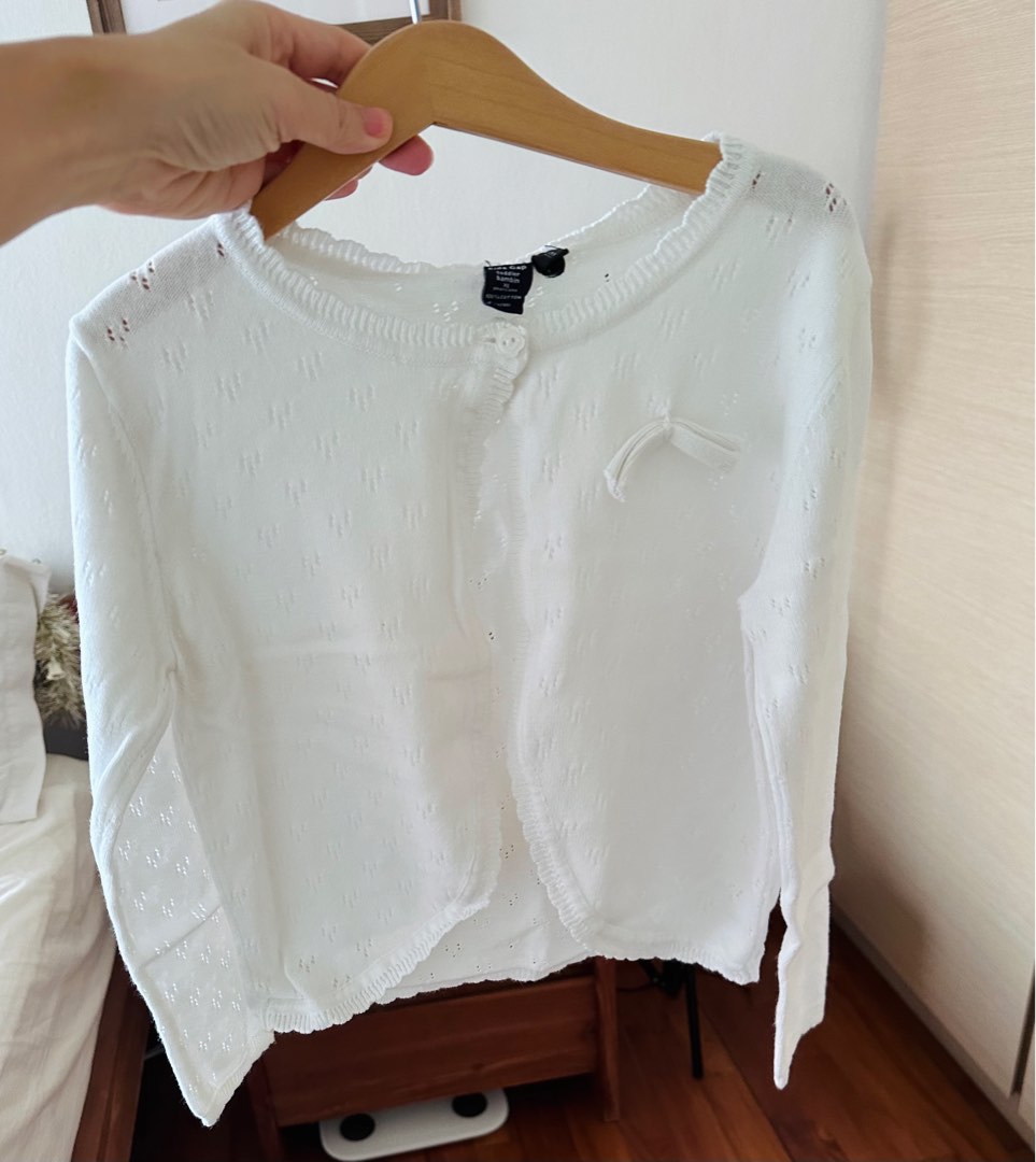 Gap hotsell white cardigan