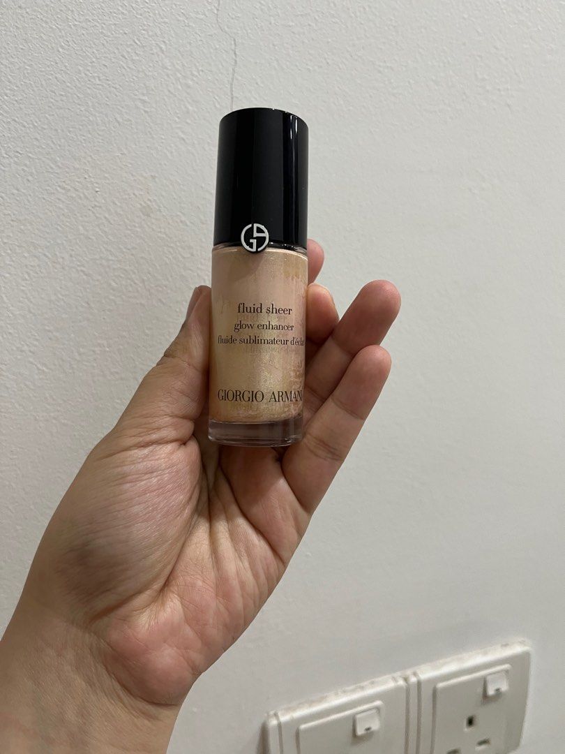 Giorgio Armani Fluid Sheer Glow Enhancer 2