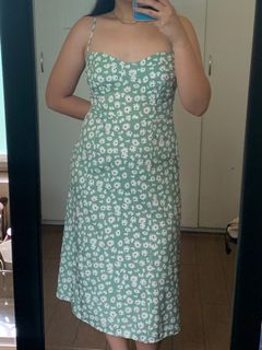 (Category: ) located in . Submitted by decluttersxoxo (Listing ID 1264501910, Image 1). Description: .