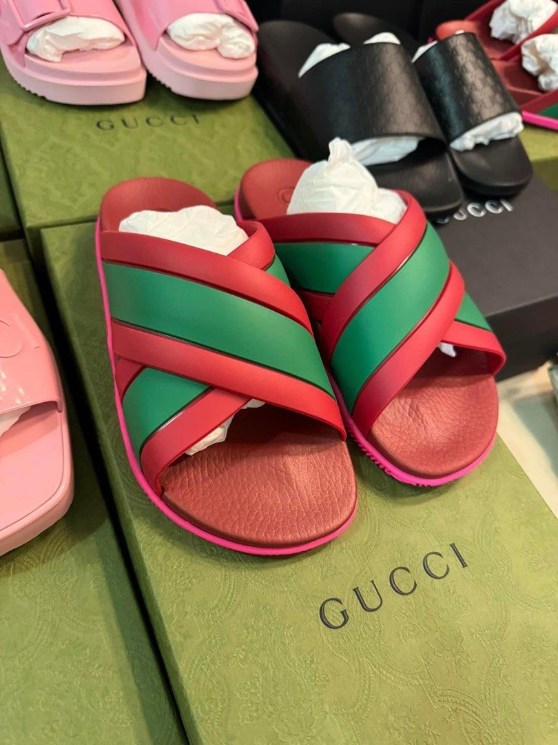 Gucci women's sales web slide