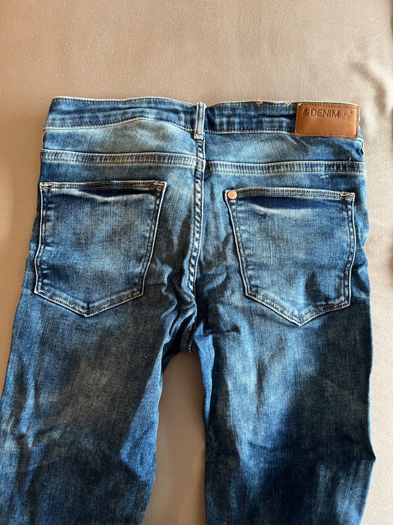 H&m size 26 jeans hotsell