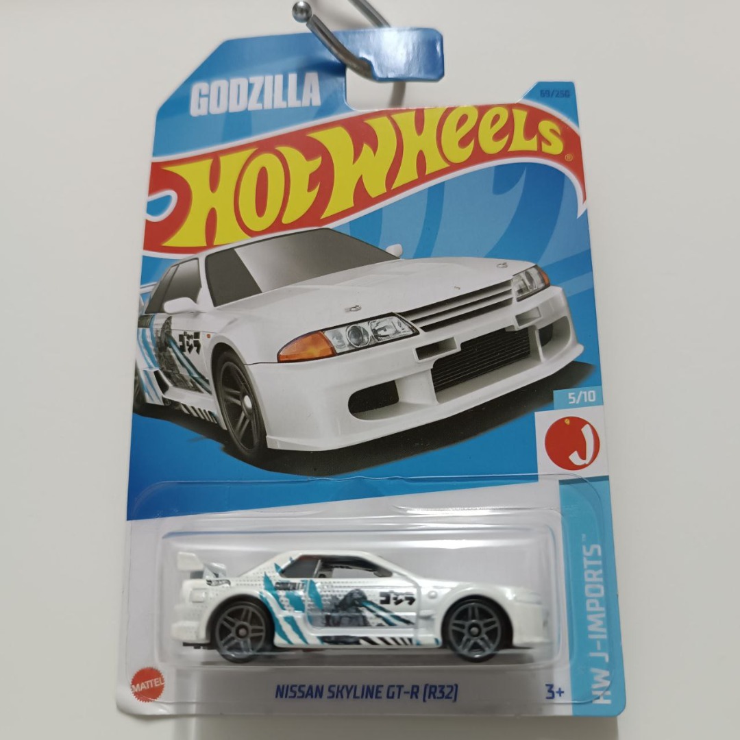 Hot Wheels Nissan Skyline GT R R32 Godzilla Hobbies Toys