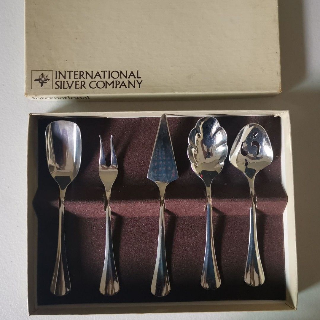International silver company silverware set new arrivals