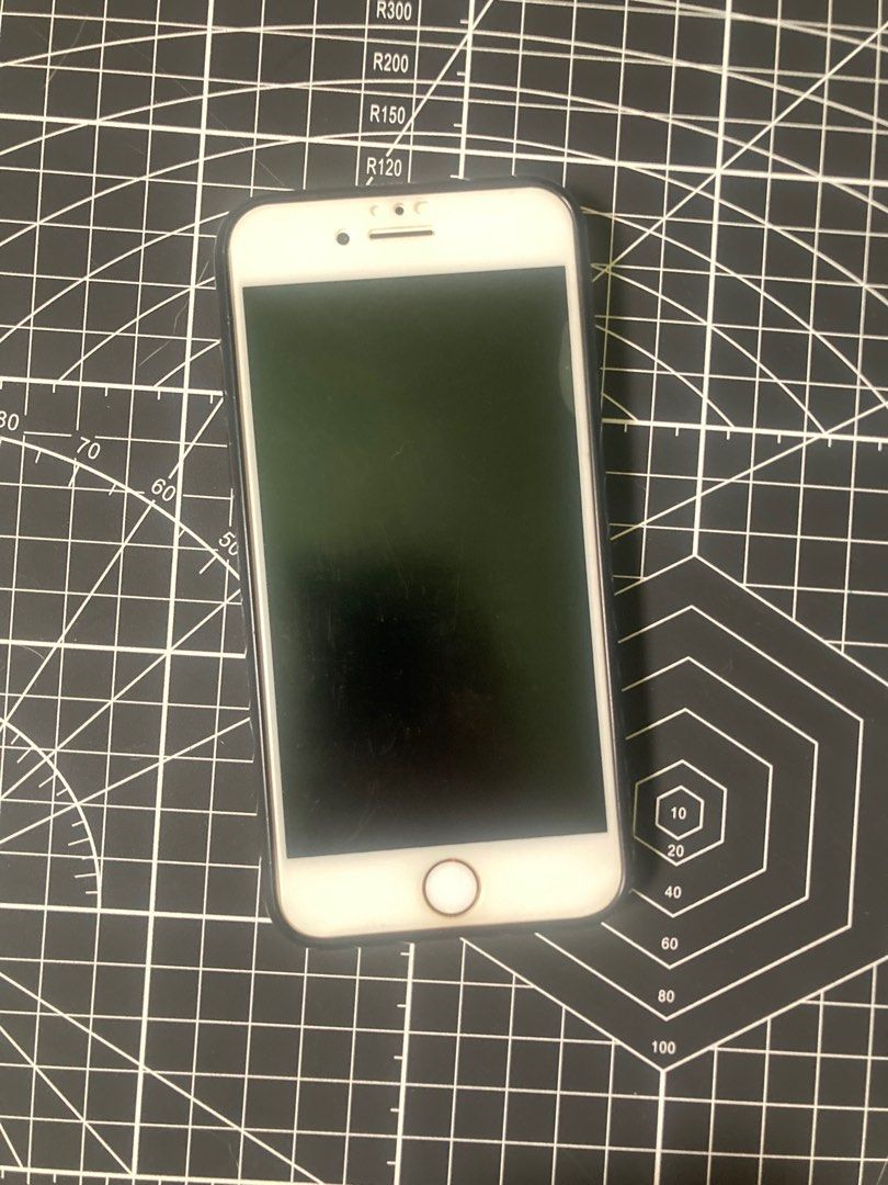Iphone 7 128gb Openline (Category: iPhone 7 Series) located in Cavite. Submitted by rnlzo (Listing ID 1264463448, Image 2). Description: Original iphone 7 128gb No issue Updated to ios 15.8 since hindi na supported ng ios17 Wifi, camera and data is working 72% battery health rfs: Back up phone na lang w/ box and apple mac paper bag Openline any sim Open to meet ups in cavite-bacoor imus or pedro gil manila .