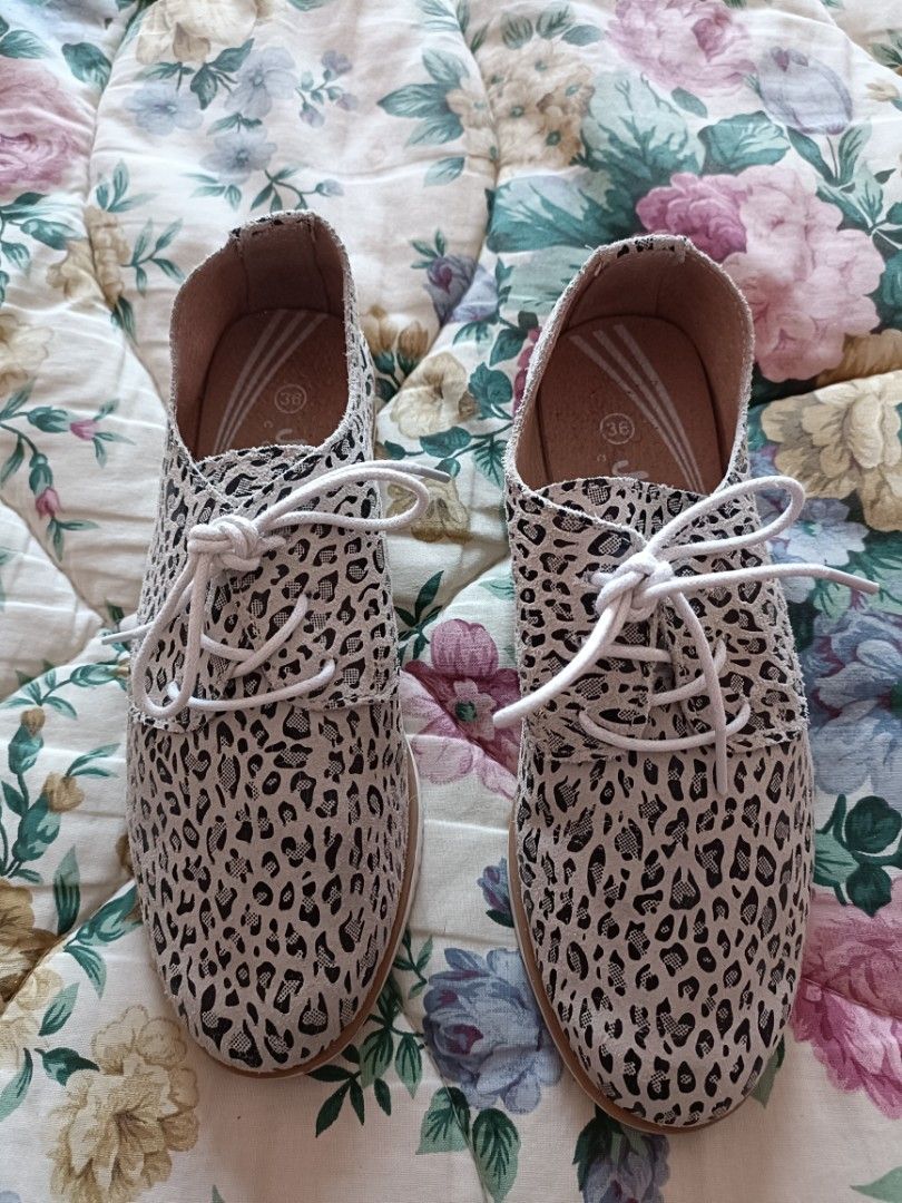 JUST BEE COMFORT Snow Leopard Silky Soft Pony Hair Leather