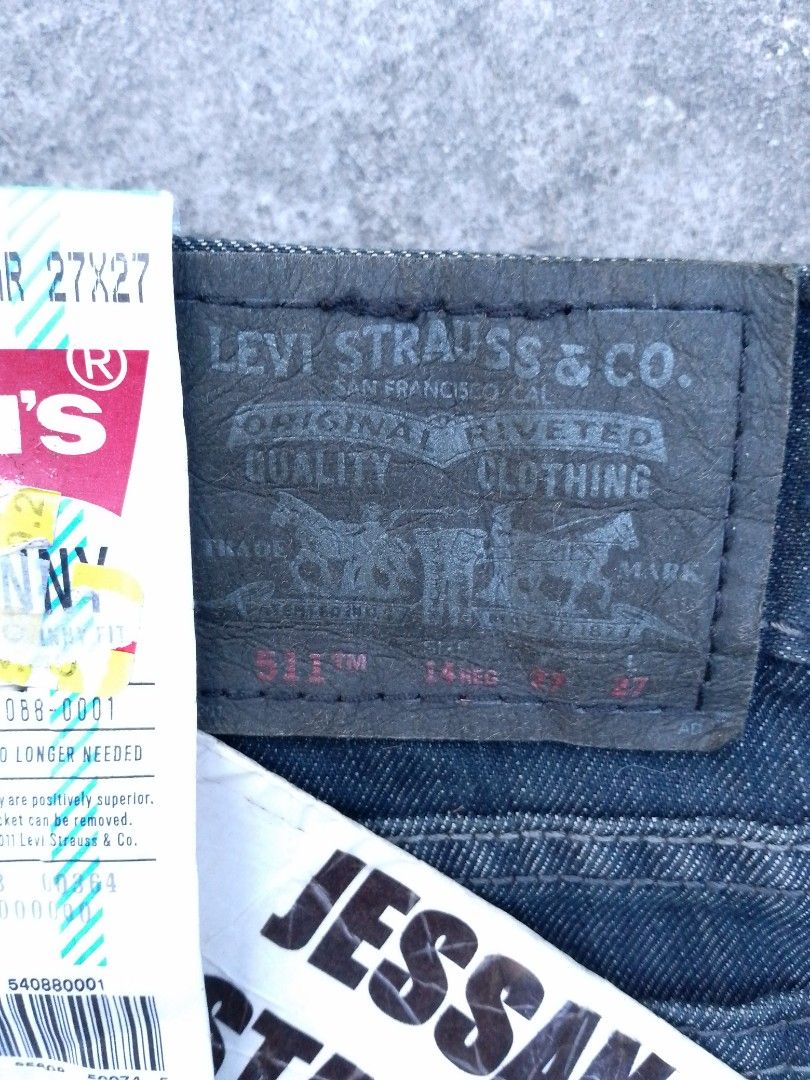 Levis hotsell youth sizes