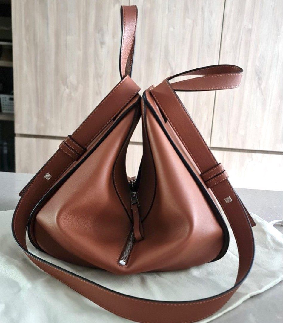 Loewe hammock discount small tan