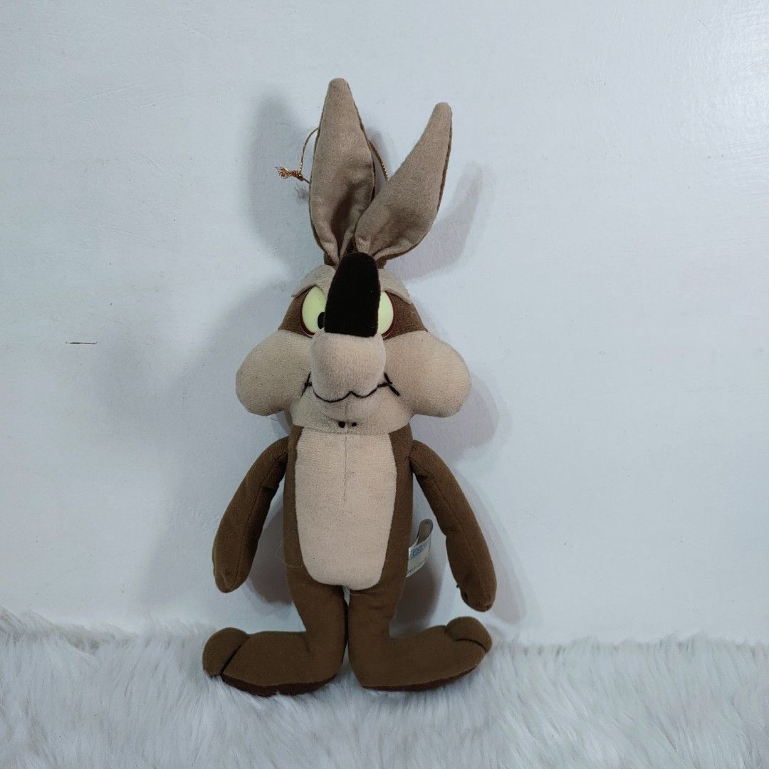 Looney Tunes Coyote Plushie, Hobbies & Toys, Toys & Games on Carousell