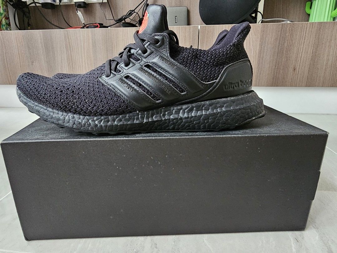 Ultraboost man utd deals