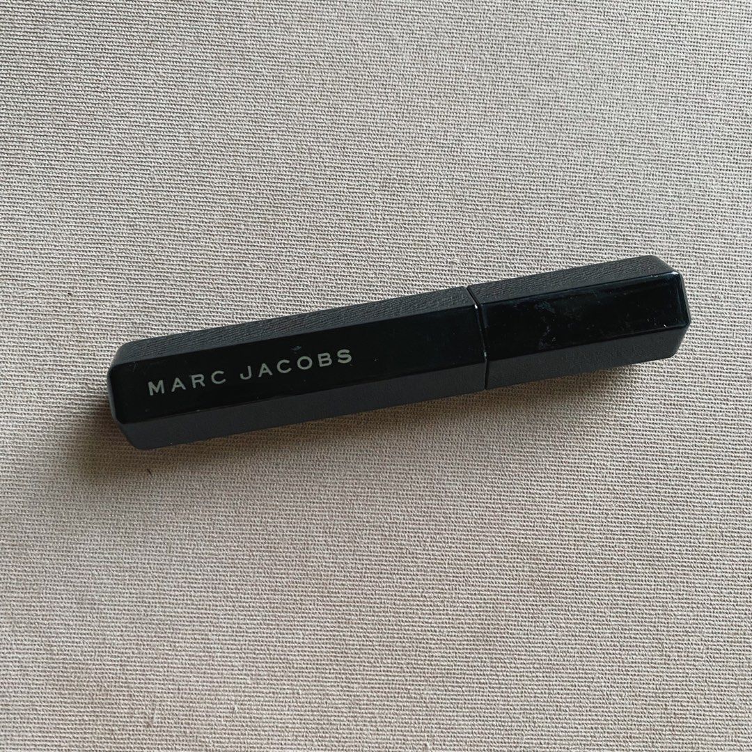 MARC JACOBS Velvet Noir mascara, Beauty & Personal Care, Face, Makeup